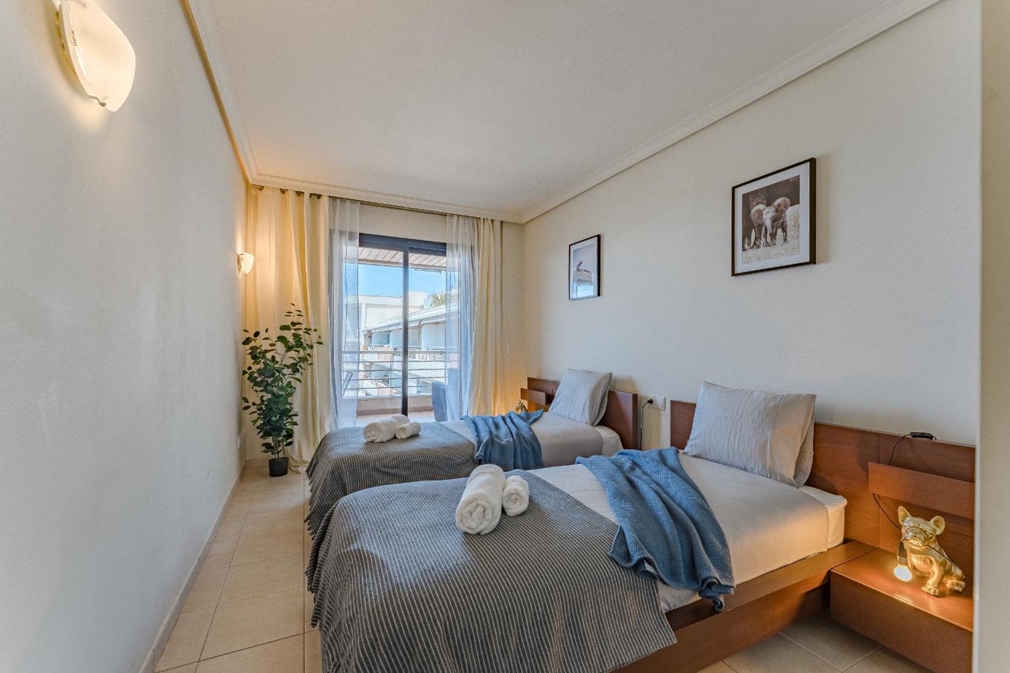 Hermitage Homes Blg بويرتو دي سانتياغو المظهر الخارجي الصورة